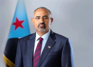 الرئيس الزُبيدي يُعزّي في وفاة التربوي فضل الدغفلي