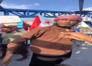 اعتقال التربوي الحضرمي عبدالله باسنبل عقب مشاركته في تظاهرة بالمكلا