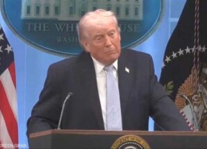 الرئيس ترامب يأمر البحرية الأميركية ببدء حصار بحري على إيران