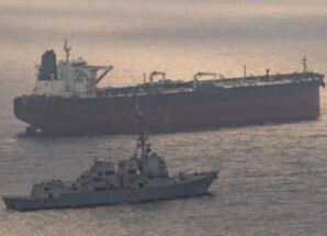 القيادة المركزية الأمريكية تعلن اعتراض سفينة خاضعة للعقوبات في بحر العرب