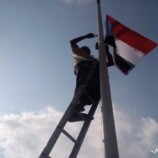 تواصل حملة رفع أعلام الجنوب في شوارع العاصمة عدن احتفاء” بذكرى الرابع من مايو