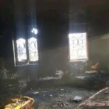 مليشيا الحوثي تحرق منزل شيخ يمني في صنعاء