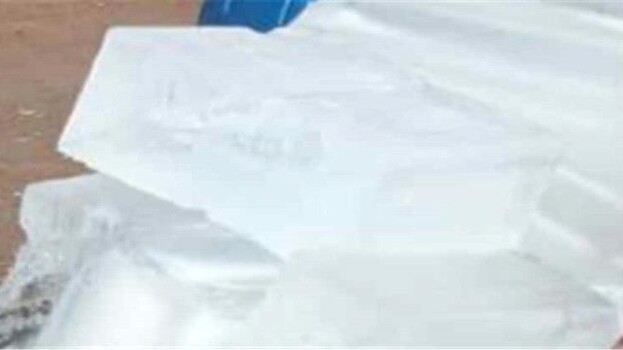 ارتفاع أسعار الثلج في ميفعة بشبوة يثير غضب المواطنين ودعوات لضبط الأسواق