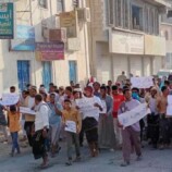 مسيرة غاضبة في سيئون تندد بتدهور الخدمات وتطالب بخروج قوات الطوارئ اليمنية