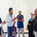 وفد “الهجرة الدولية” يتفقد مشاريع تأهيل المعاهد الفنية في عدن ويمهد لإطلاق التدريب العملي