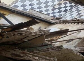 انهيار جزئي لسقف أحد المباني القديمة في كريتر دون معلومات أولية عن خسائر