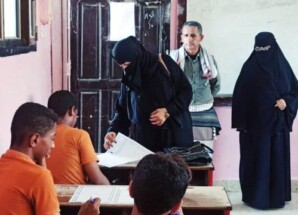 مديرة إدارة التعليم بانتقالي أبين تتفقد سير امتحانات الثانوية العامة في منطقة شقرة الساحلية