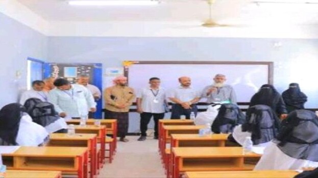 وفد تربوي يشيد بانضباط مراكز اختبارات الثانوية العامة في القطن