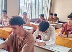 بين لهيب الصيف وظلام الكهرباء.. طلاب الثانوية العامة في عدن يخوضون امتحاناً في الصبر قبل العلم